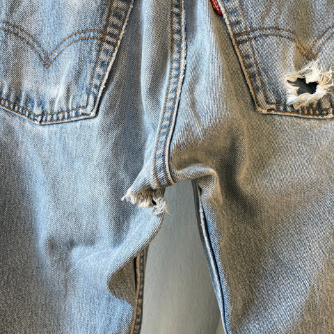 90’s Levi’s 501 - 27” x 32”