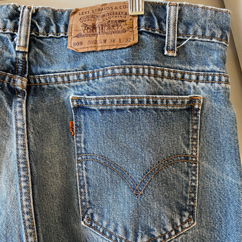 90’s Levi’s 505 - 35” x 30”