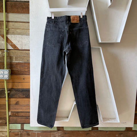 90’s Black Levi’s 550 - 30” x 32”