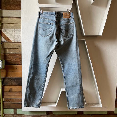 90’s Levi’s 501 - 30” x 30”