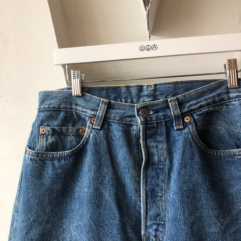 Levi’s 501 - 32” x 30”