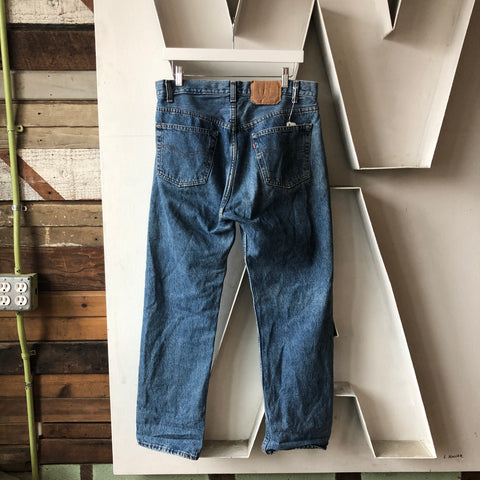 Levi’s 501 - 32” x 30”