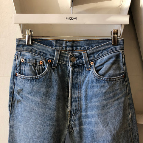 90’s Levi’s 501 - 27” x 34”