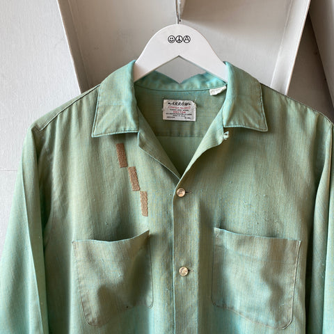 60's Arrow Button Up - Medium