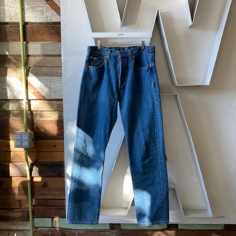90's Levi’s 501 - 32” x 32”