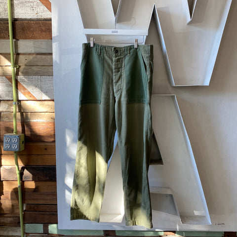 60's Two Tone OG-107 - 32” x 28”