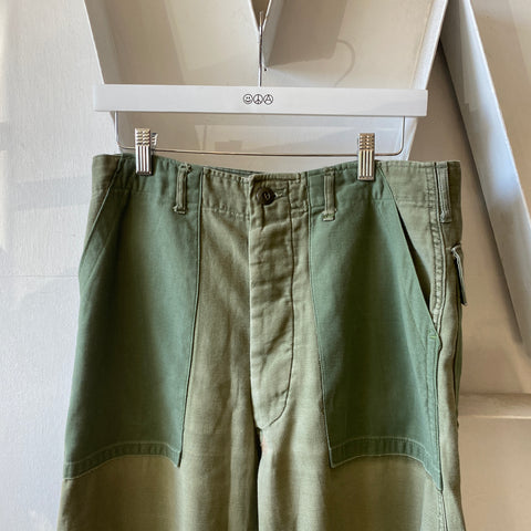 60's Two Tone OG-107 - 32” x 28”