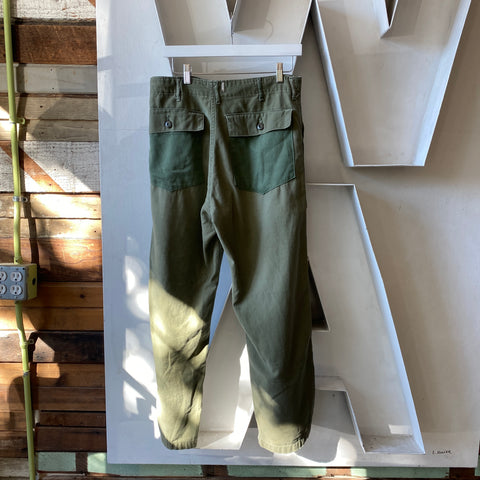 60's Two Tone OG-107 - 32” x 28”