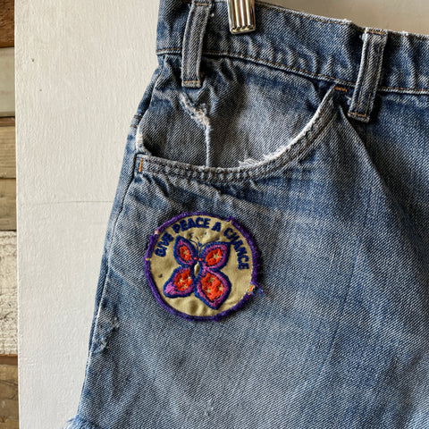 80’s Levi’s Peace Shorts - 30" x 4"
