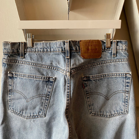 90’s Levi’s 505 Denim - 33” x 31.5”