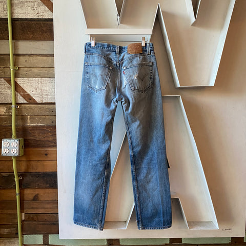 90's Levi’s 501 - 30” x 30”