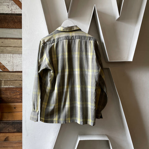 1960s Game and Lake Plaid Loop Collar