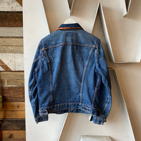 60's Repaired Collar Big E - Large