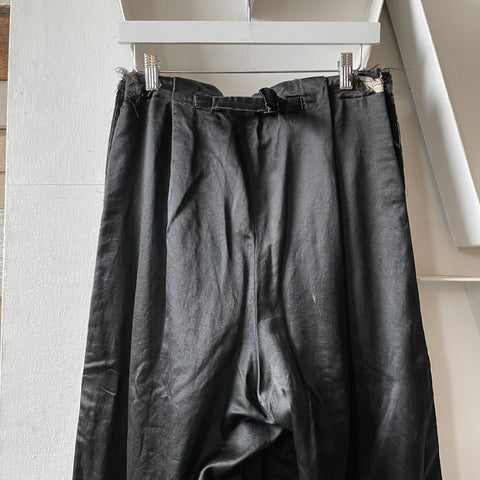 30’s Satin Cropped Buckle Back Trousers - 28” x 19”