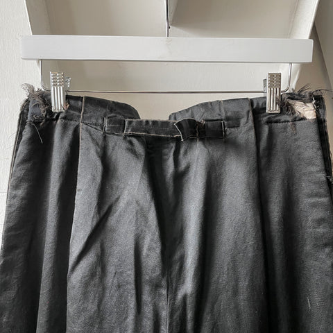 30’s Satin Cropped Buckle Back Trousers - 28” x 19”