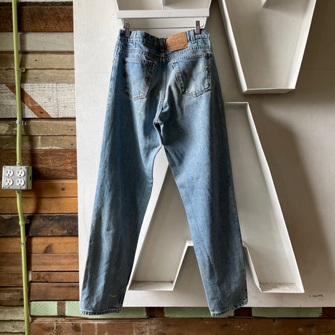 90’s Levi’s 550 - 32” x 32”