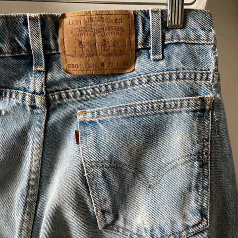 90’s Levi’s 550 - 32” x 32”
