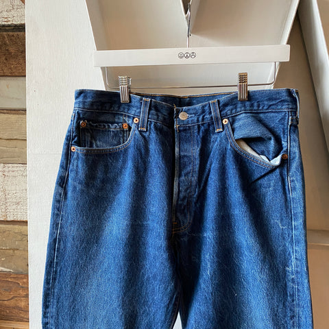 90's Levi’s 501 - 34” x 31”