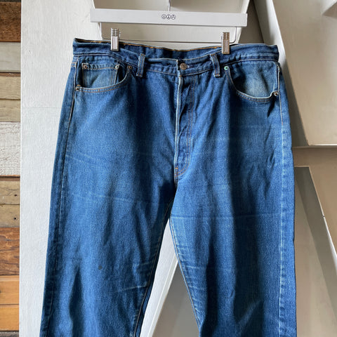 90’s Levi’s 501 - 36” x 29”