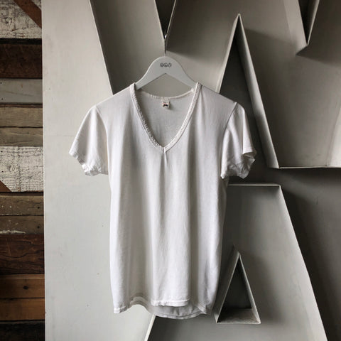 80's Fruit of The loom V-Neck - Medium (Slim)
