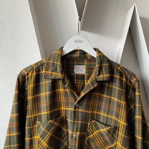 50’s Boxy Brent Flannel - Large