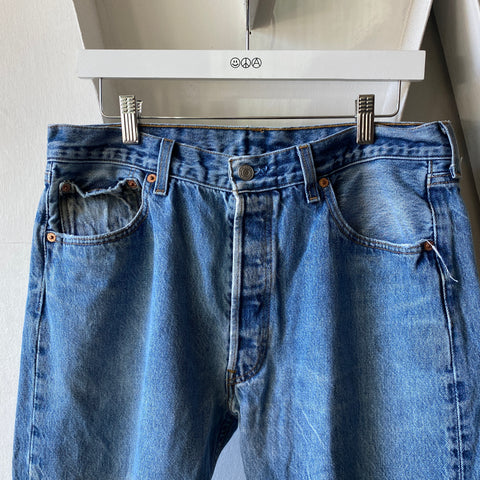 90's Levis 501 - 33” x 29”