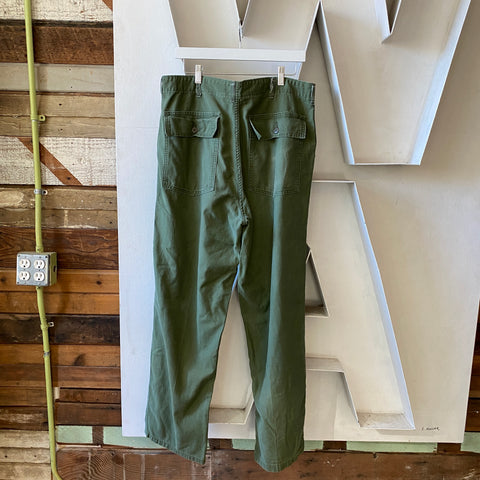60's OG-107 - 36” x 31”