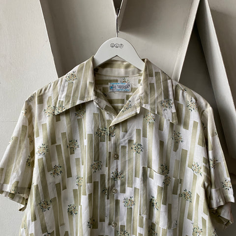 60’s Kmart Button-Up Shirt - Large