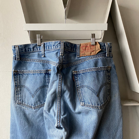 80’s Levi’s 501 - 35” x 26.5”