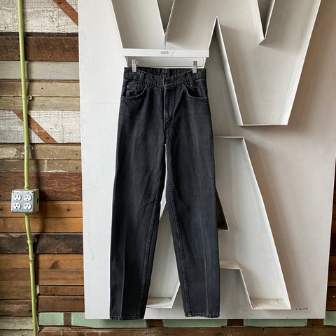 90’s Levi’s Student Fit - 26” x 31”