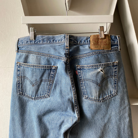 90's Levis 501 - 33” x 33”