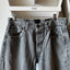 90’s Levi’s 501 - 32” x 31”