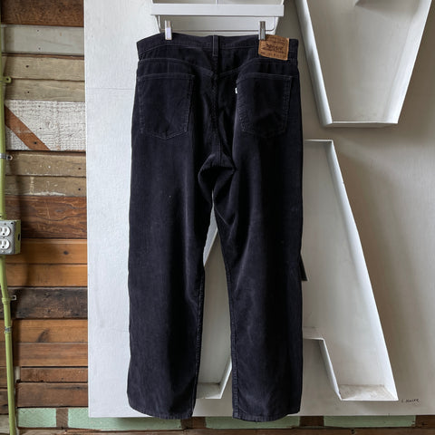90’s Loose Fit Levi’s Cords - 35” x 31”