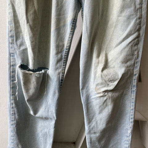 90’s Levi’s Silver Tabs - 32” x 32”