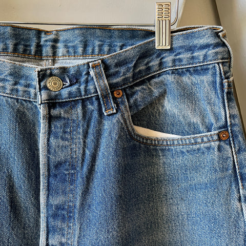80’s Levi’s 501 - 30” x 31”