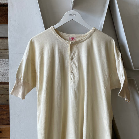 30’s Short Sleeve Henley - Large