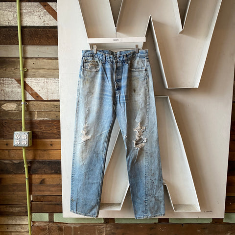 80's Levi’s 501 - 33” x 33”