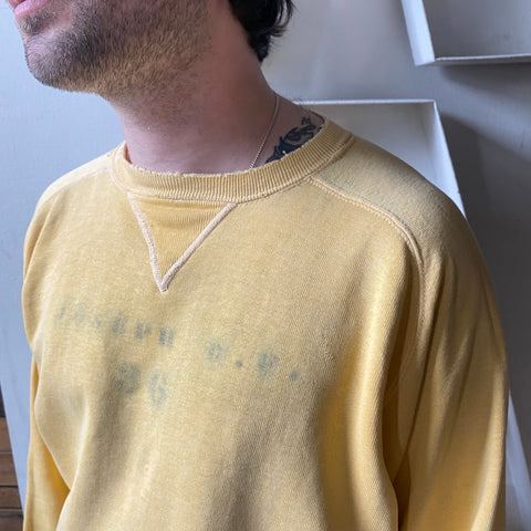 40’s Freedom Sleeve Single V Crewneck - Large