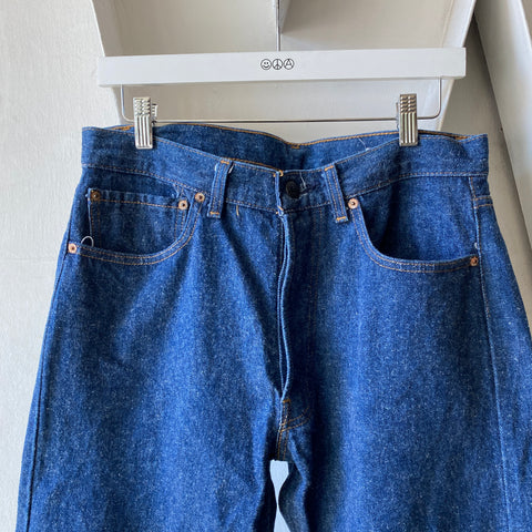 80’s 1 Wash Levi’s - 31” x 29”