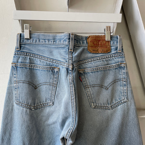 90’s Levi’s 501 - 28” x 27.5”