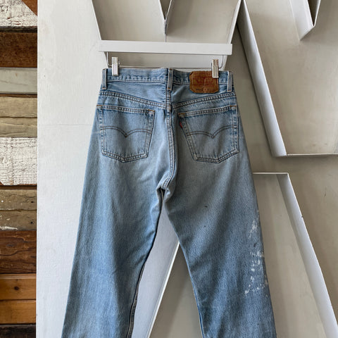 90’s Levi’s 501 - 28” x 27.5”