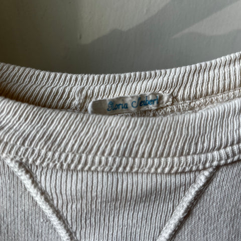 50’s Single V Sweatshirt - Medium