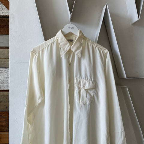 50’s Soft Button Up - Large