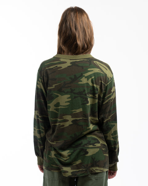 90’s Camo Long Sleeve Tee - Large